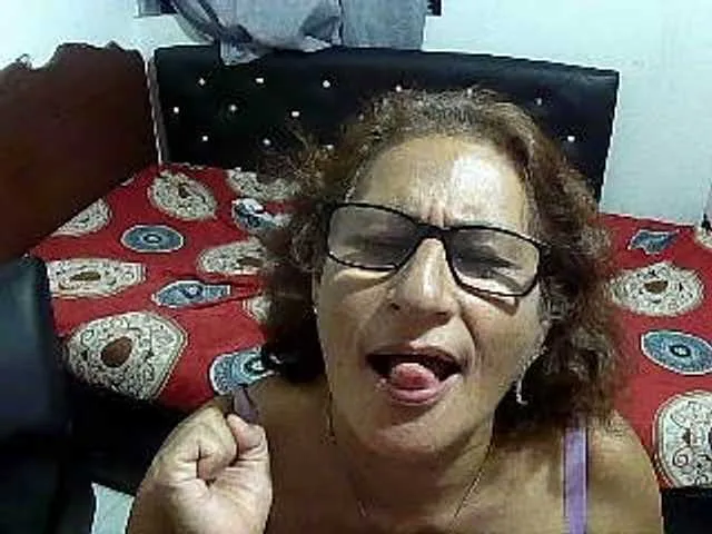 Live sex webcam photo for charrysexy #278226999