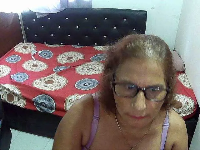 Live sex webcam photo for charrysexy #278230615