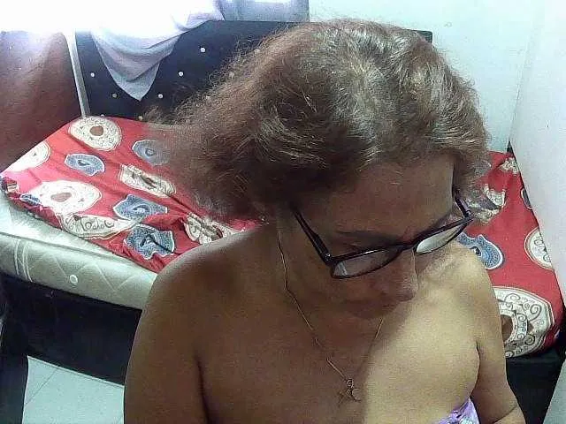 Live sex webcam photo for charrysexy #278269541