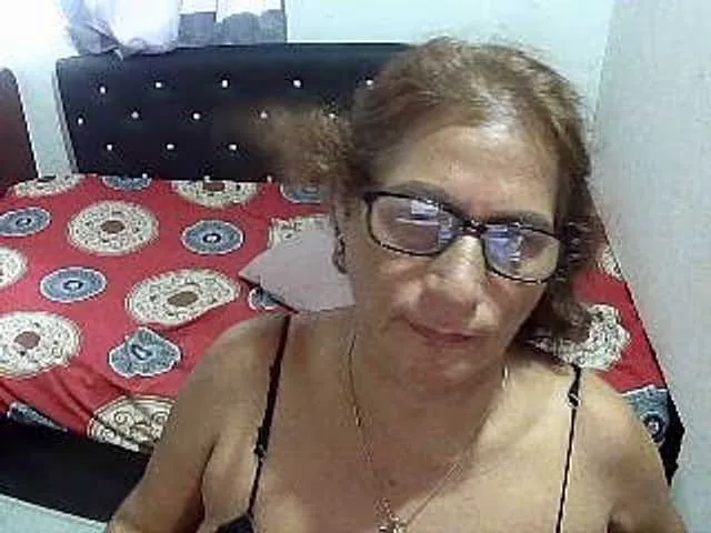 Live sex webcam photo for charrysexy #286361123