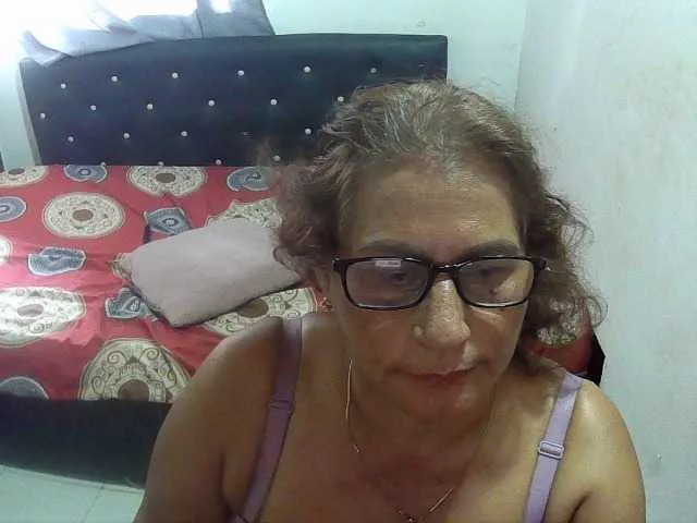 Live sex webcam photo for charrysexy #288616321