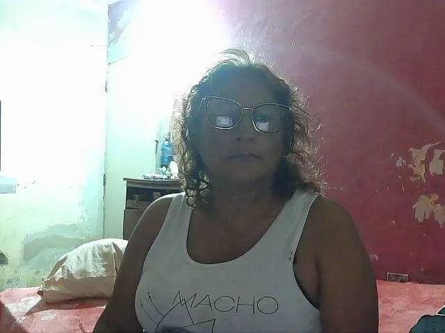 Live sex webcam photo for charrysexy #291531052