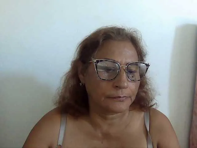 Live sex webcam photo for charrysexy #292290948