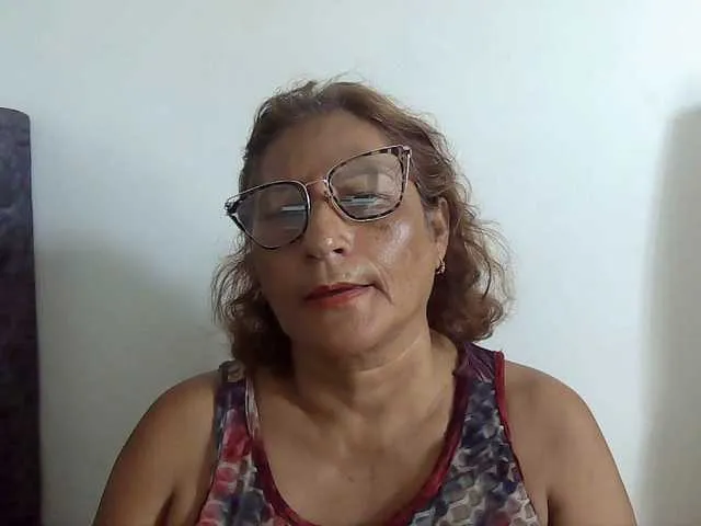 Live sex webcam photo for charrysexy #292323047