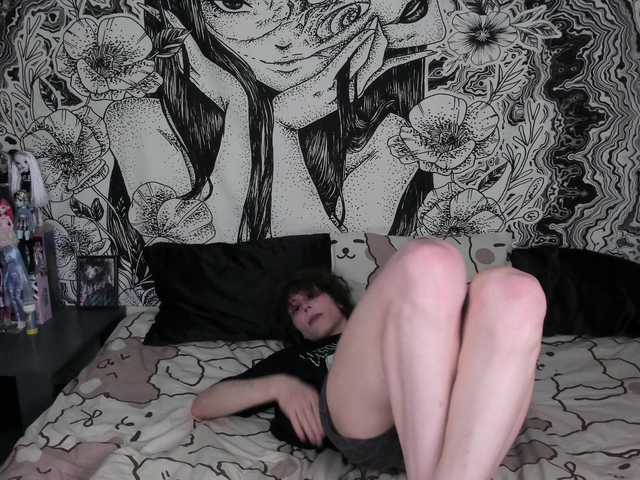 Live sex webcam photo for chastity-witch #278161512