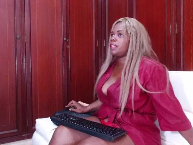 Live sex webcam photo for chaynastonne #273180846