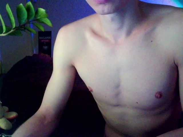 Live sex webcam photo for ched69 #275647367