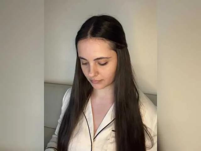 Live sex webcam photo for cherry-girl- #291287834