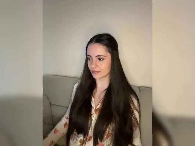 Live sex webcam photo for cherry-girl- #291425296