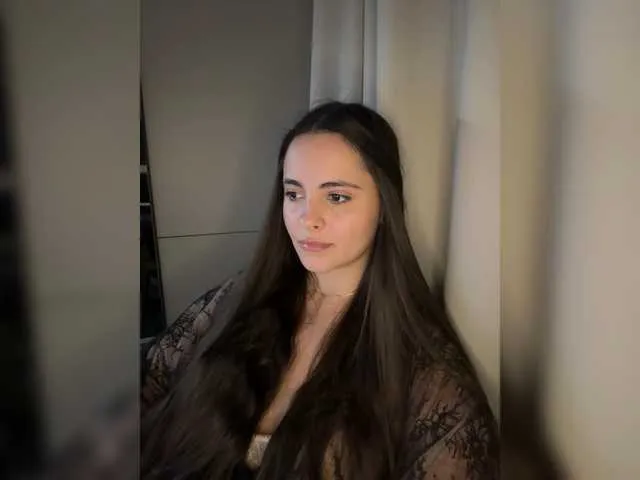 Live sex webcam photo for cherry-girl- #292015527