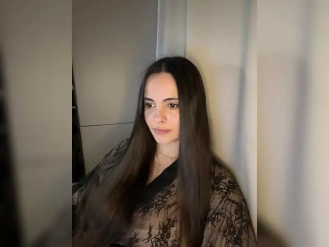 Live sex webcam photo for cherry-girl- #292143357