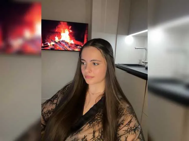 Live sex webcam photo for cherry-girl- #292221200