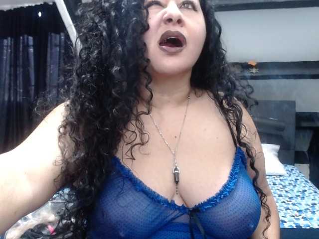 Live sex webcam photo for cherry-spit #271734237