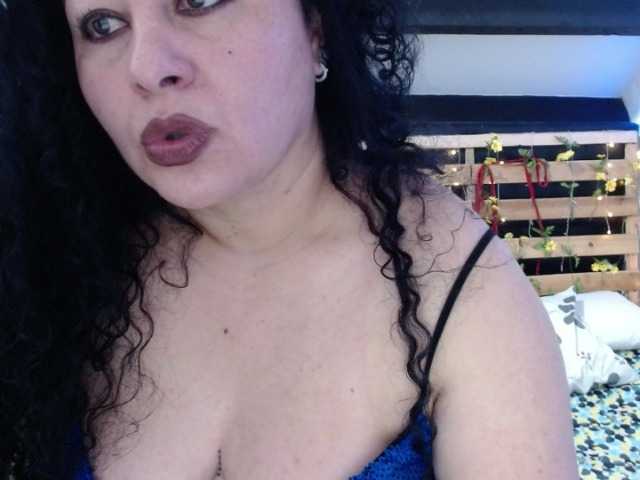 Live sex webcam photo for cherry-spit #272067978