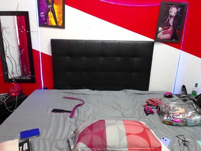 Live sex webcam photo for cherry-spit #273001225