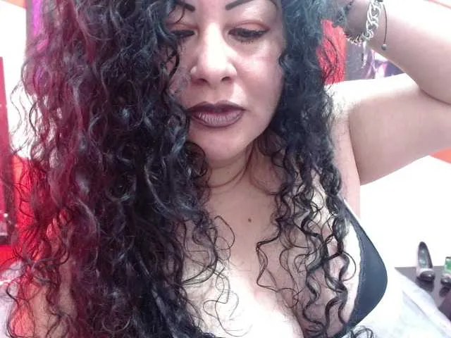 Live sex webcam photo for cherry-spit #273011887