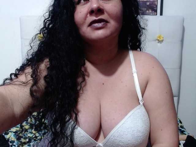 Live sex webcam photo for cherry-spit #273119806