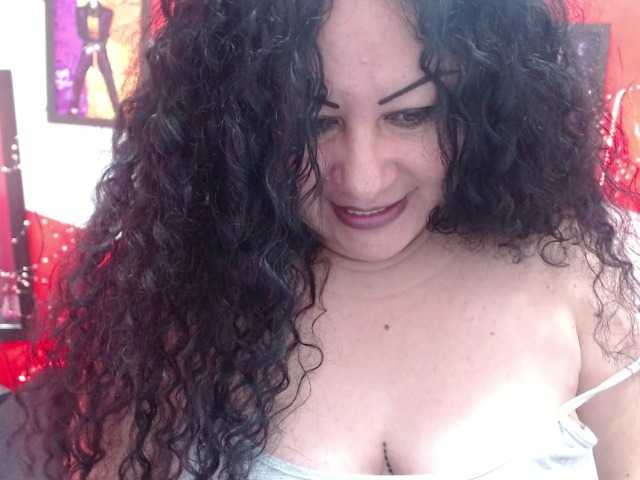 Live sex webcam photo for cherry-spit #273180512