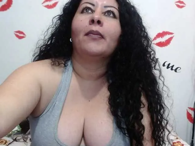 Live sex webcam photo for cherry-spit #273993545