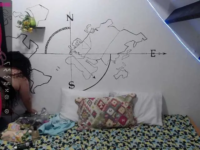 Live sex webcam photo for cherry-spit #274178383