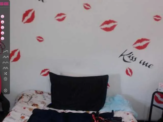 Live sex webcam photo for cherry-spit #274345132