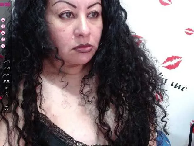 Live sex webcam photo for cherry-spit #274936349