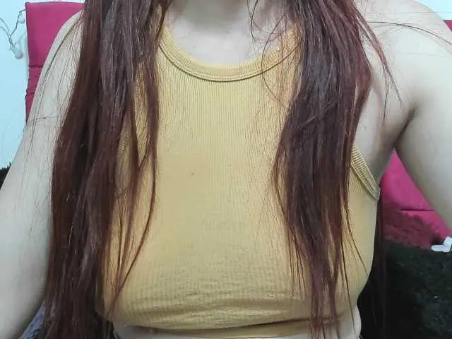 Live sex webcam photo for cherry2910 #290612557