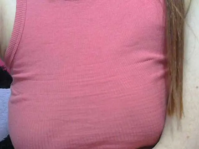 Live sex webcam photo for cherry2910 #291243496