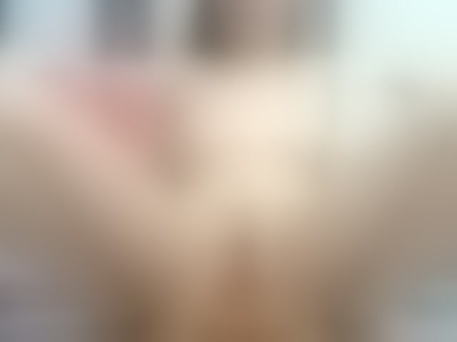 Live sex webcam photo for cherry2910 #294184694