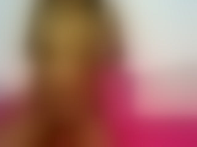 Live sex webcam photo for cherry96 #293380019