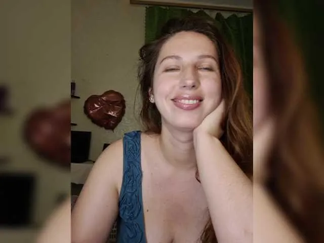 Live sex webcam photo for cherryangel9 #291215024