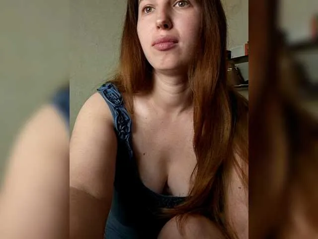 Live sex webcam photo for cherryangel9 #291735168