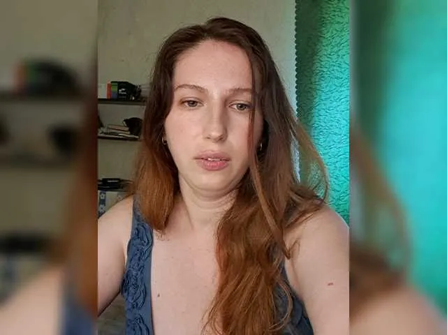 Live sex webcam photo for cherryangel9 #291784097