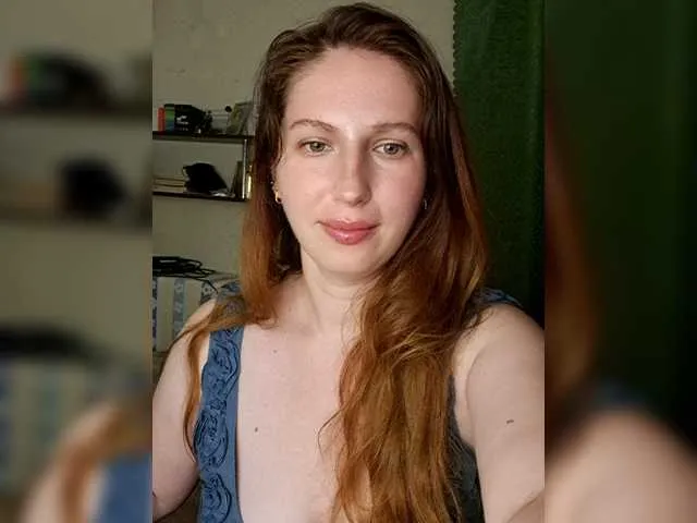 Live sex webcam photo for cherryangel9 #291786091