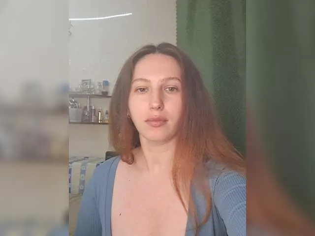 Live sex webcam photo for cherryangel9 #292289857