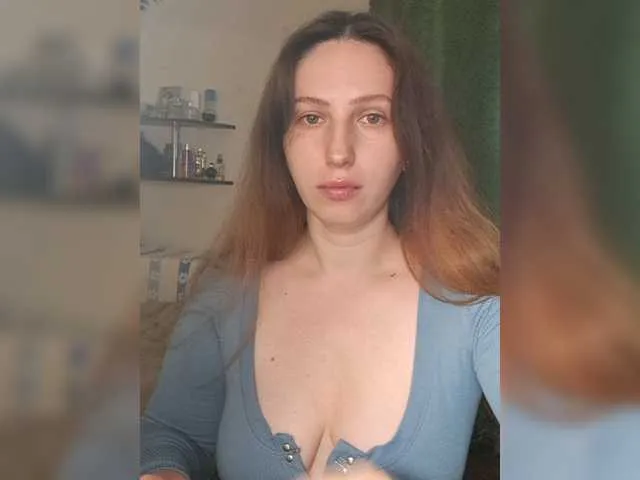 Live sex webcam photo for cherryangel9 #292347804