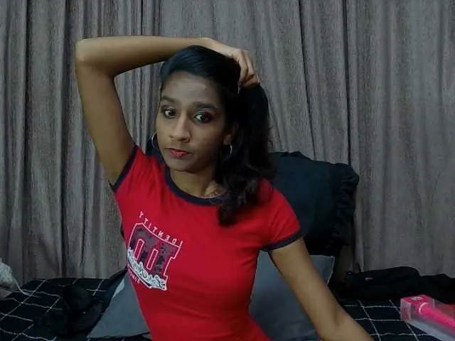 Live sex webcam photo for cherryindian4u #290305954