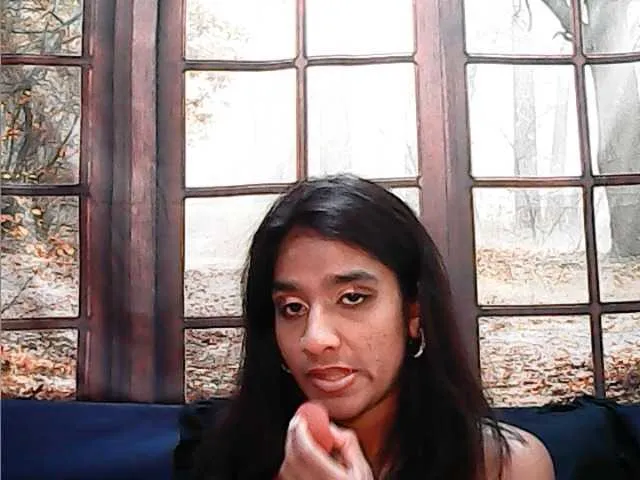 Live sex webcam photo for cherryindian4u #290511238