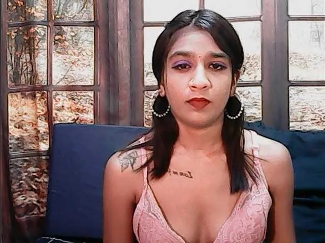 Live sex webcam photo for cherryindian4u #290566002
