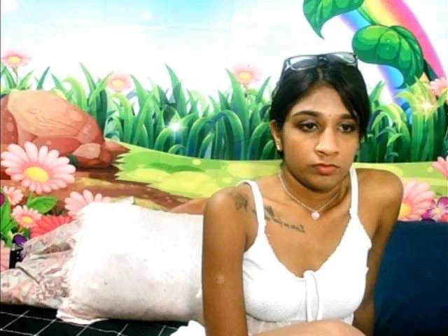 Live sex webcam photo for cherryindian4u #290852029