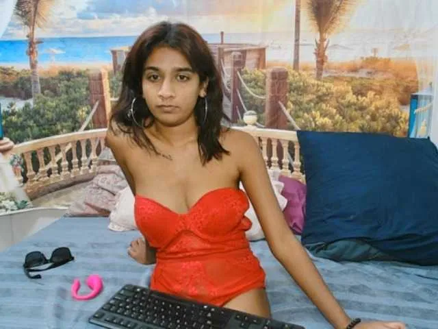 Live sex webcam photo for cherryindian4u #291163465