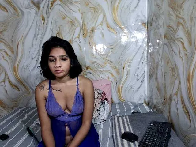 Live sex webcam photo for cherryindian4u #294091748