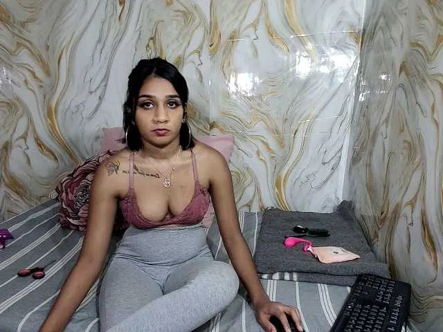 Live sex webcam photo for cherryindian4u #294126855