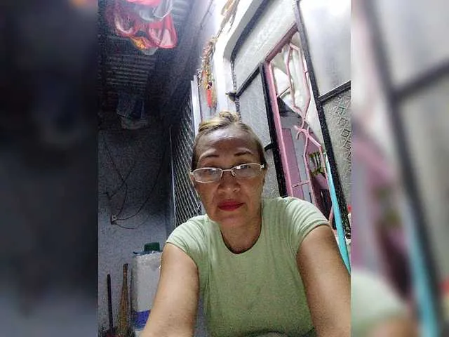 Live sex webcam photo for cherrywhite03 #278179850