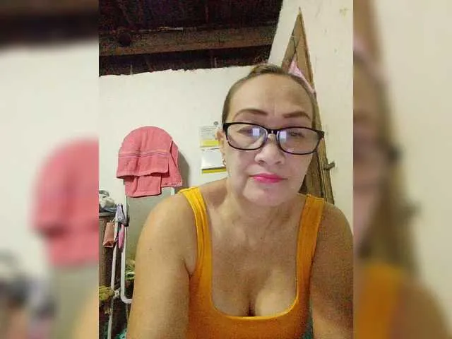 Live sex webcam photo for cherrywhite03 #291202671