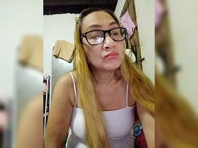 Live sex webcam photo for cherrywhite03 #291551384