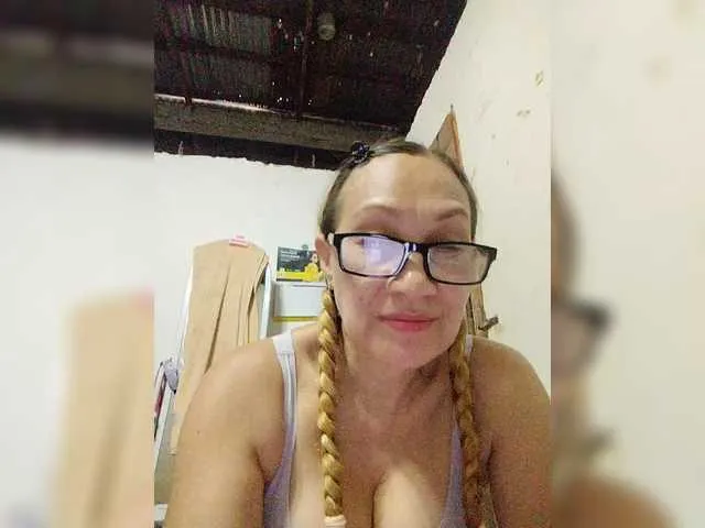 Live sex webcam photo for cherrywhite03 #291842720