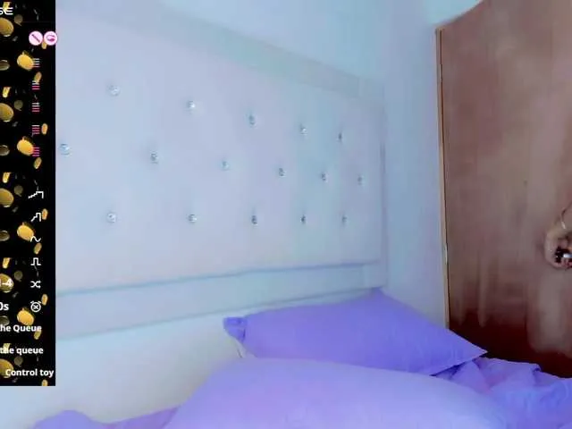 Live sex webcam photo for cherylinstar #291221835