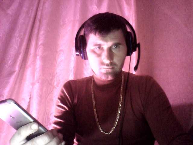 Live sex webcam photo for chevchev1995 #290590279