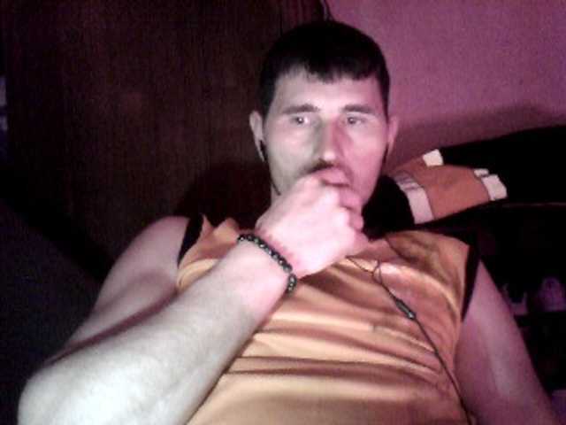 Live sex webcam photo for chevchev1995 #290602095